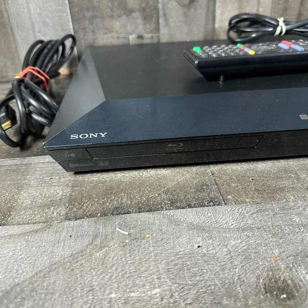Sony Blu Ray 3D Receiver Player BDV-E2100 with Remote / Tested / Working